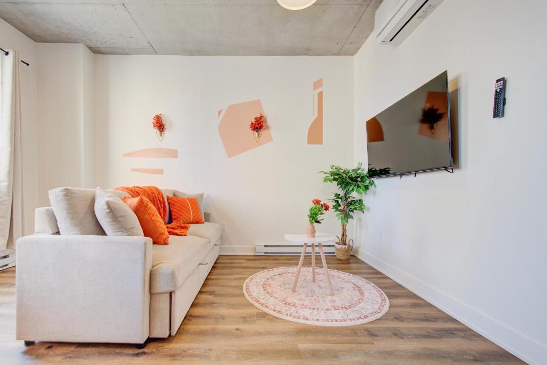 Photo of Livingroom in Shaughnessy Village