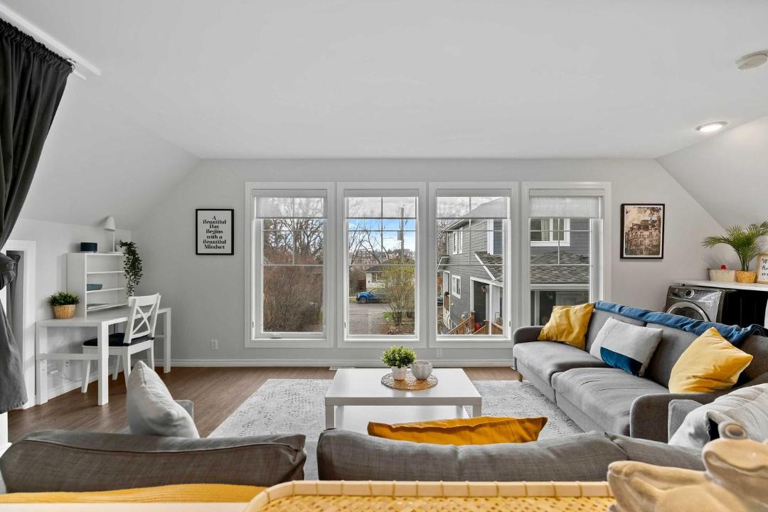 Photo of Livingroom in Okotoks