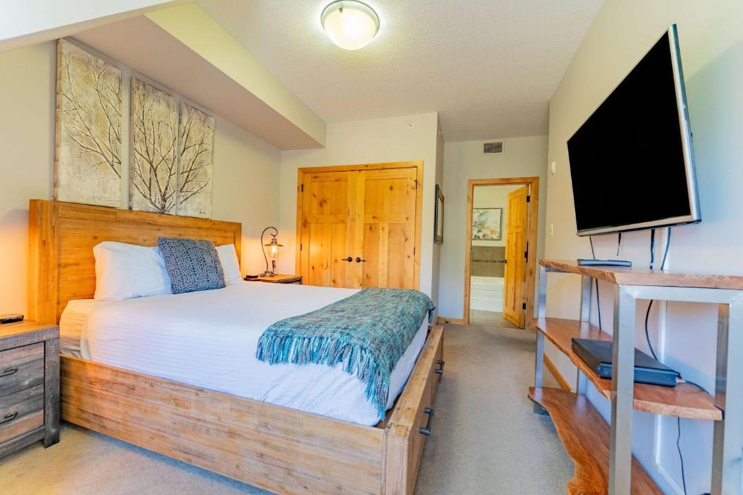 Photo of Bedroom in Canmore