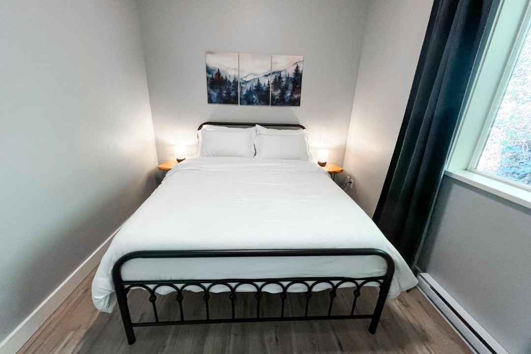 Photo of Bedroom in Otter Point