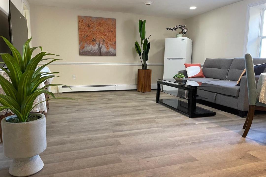 Photo of Livingroom in Queens Square
