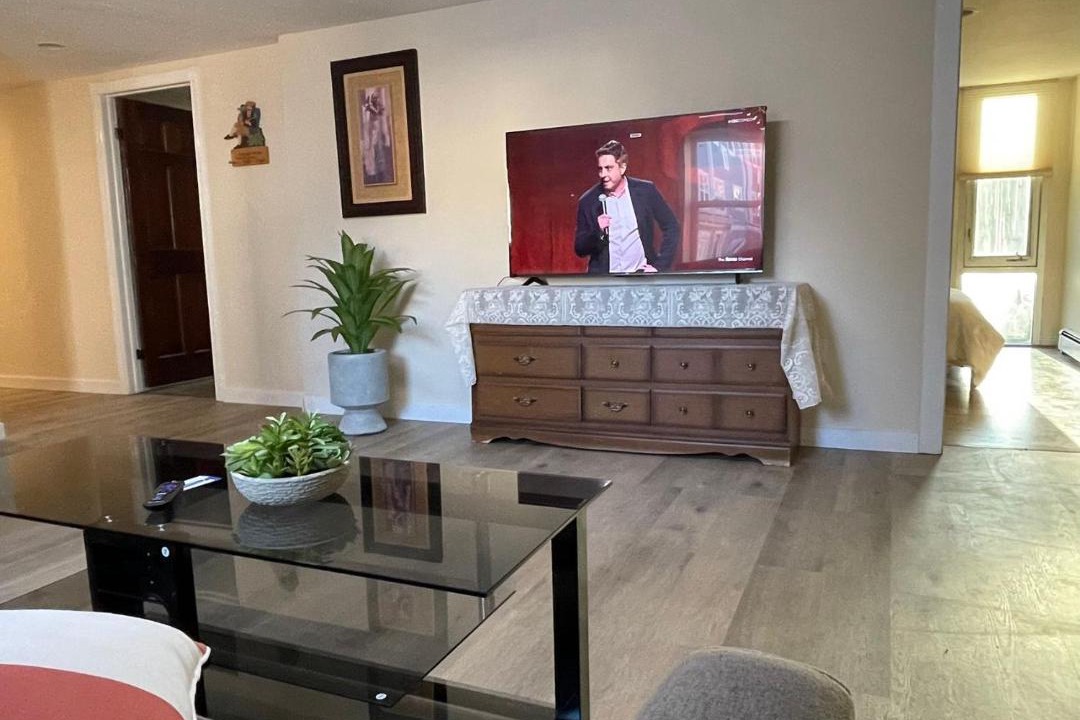Photo of Livingroom in Queens Square