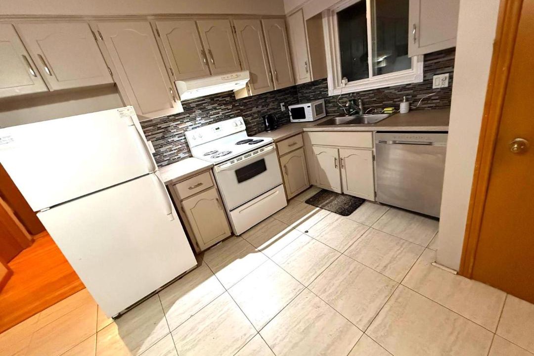 Photo of Kitchen in Township of Woolwich