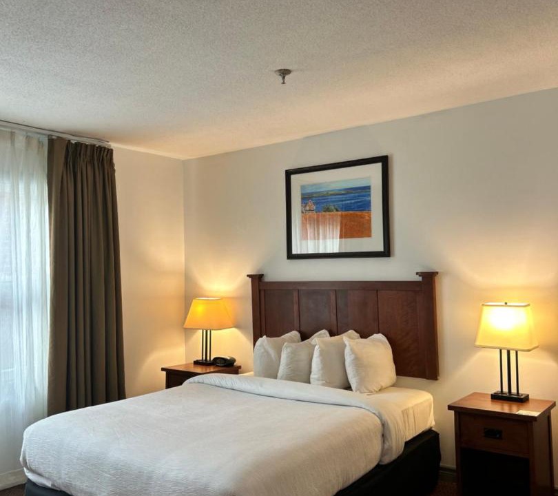 Photo of Bedroom in Queens Square