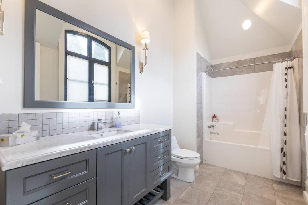 Photo of Bathroom in Central Okanagan