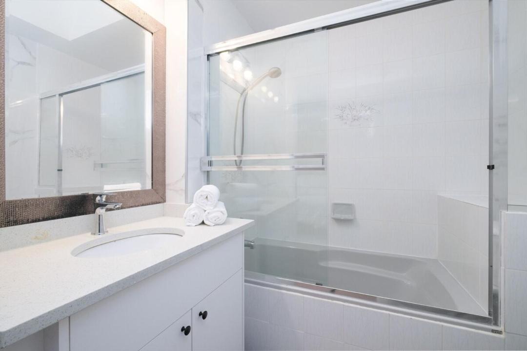 Photo of Bathroom in Oakridge