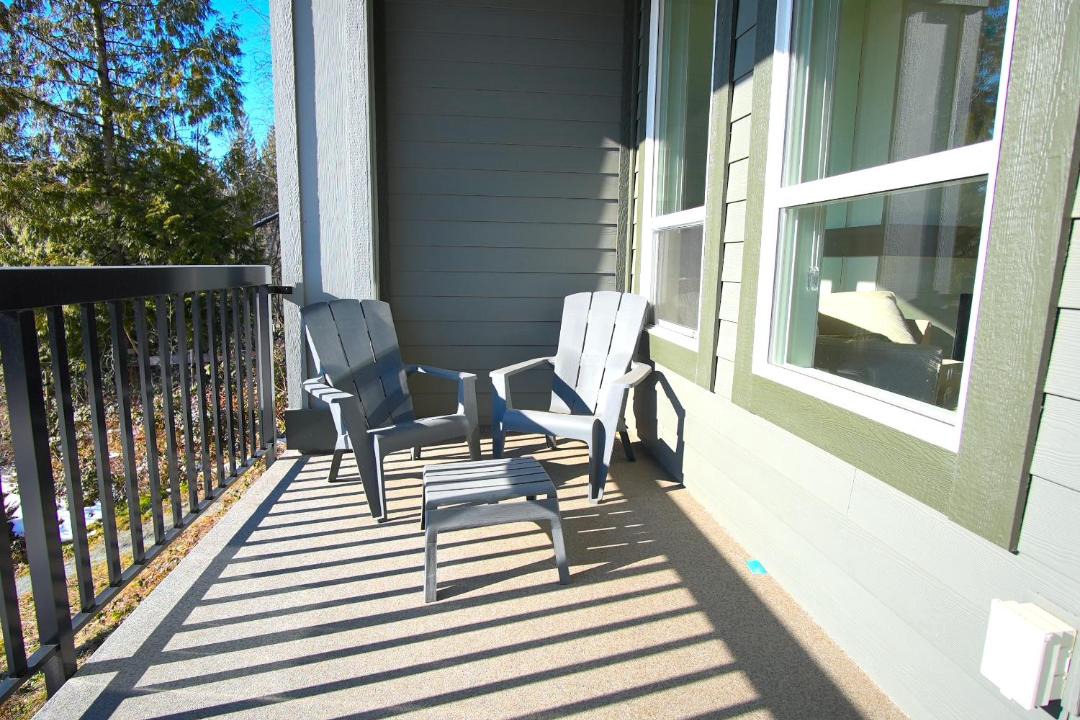 Photo of Patio Balcony in Burke Mountain