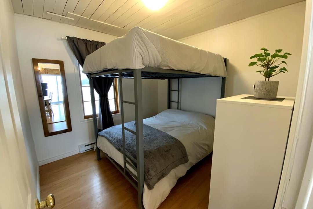 Photo of Bedroom in Le Haut-Richelieu Regional County Municipality