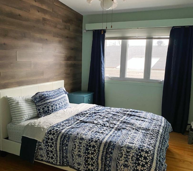 Photo of Bedroom in Sainte-Foy-Sillery-Cap-Rouge