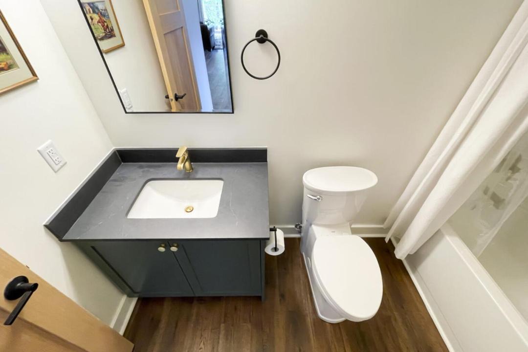 Photo of Bathroom in Ucluelet