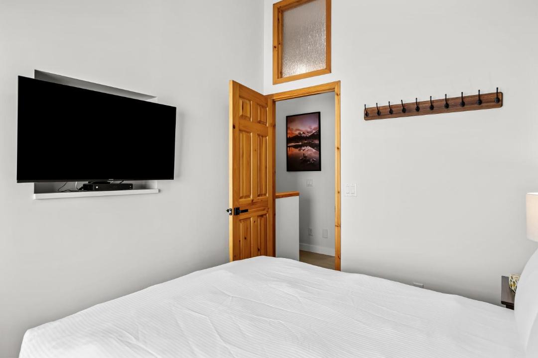 Photo of Bedroom in Harvie Heights
