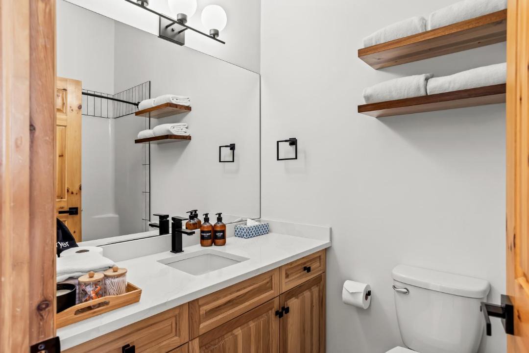 Photo of Bathroom in Harvie Heights