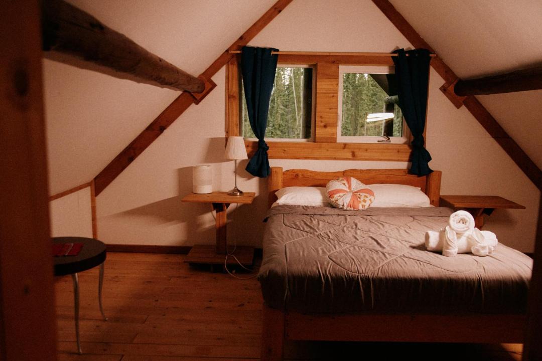 Photo of Bedroom in Columbia Valley