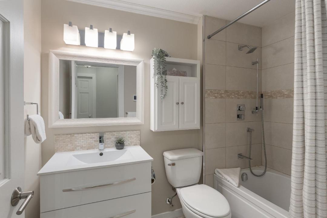 Photo of Bathroom in Village North