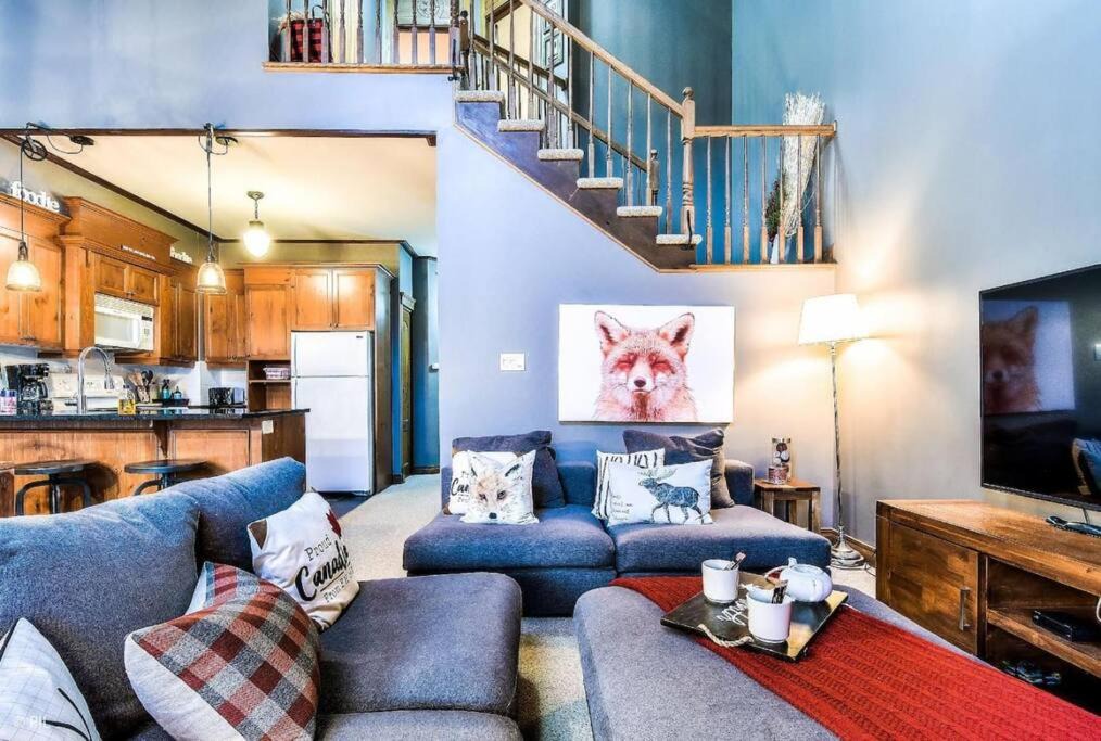 Photo of Livingroom in Mont-Tremblant