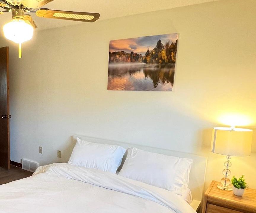 Photo of Bedroom in Thorold