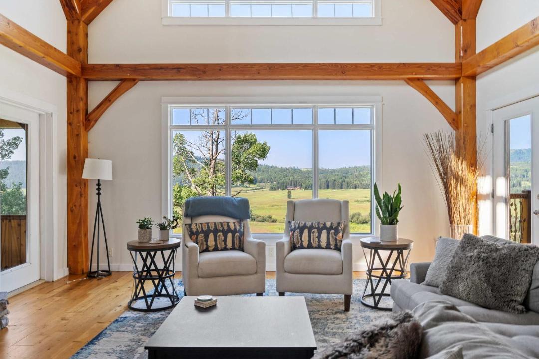 Photo of Livingroom in Millarville