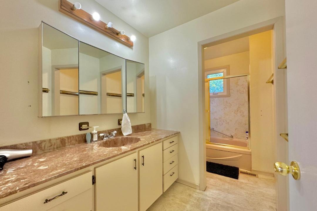Photo of Bathroom in Ottawa Division
