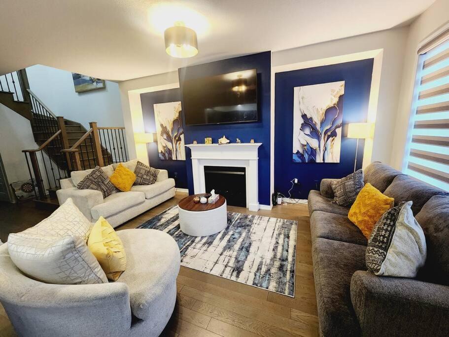 Photo of Livingroom in Thorold