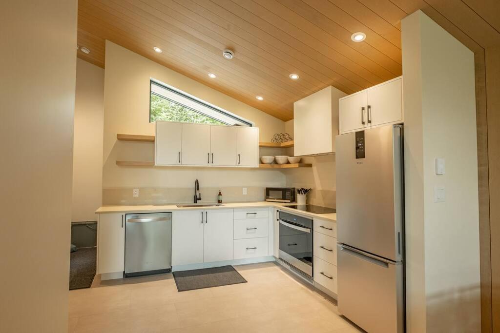 Photo of Kitchen in Ucluelet