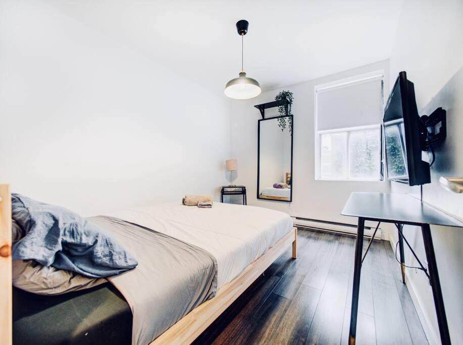 Photo of Bedroom in Griffintown