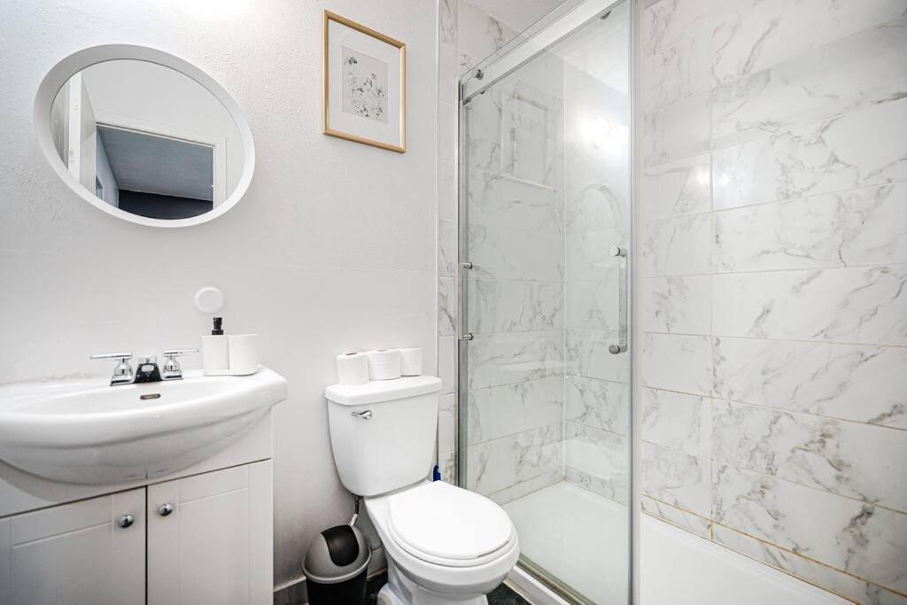 Photo of Bathroom in Griffintown