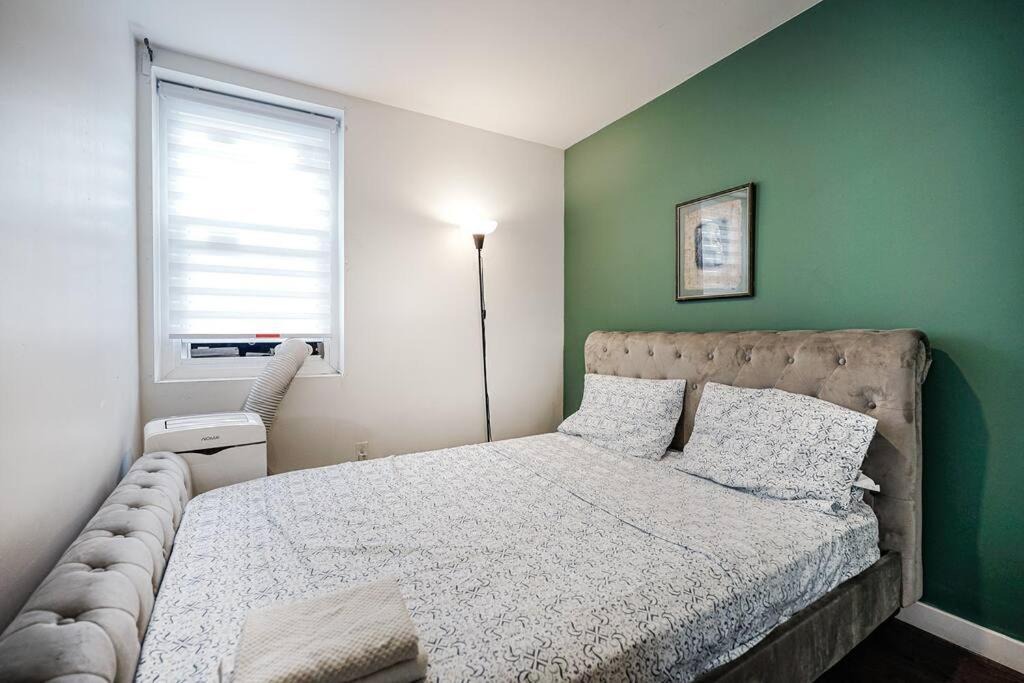 Photo of Bedroom in Griffintown