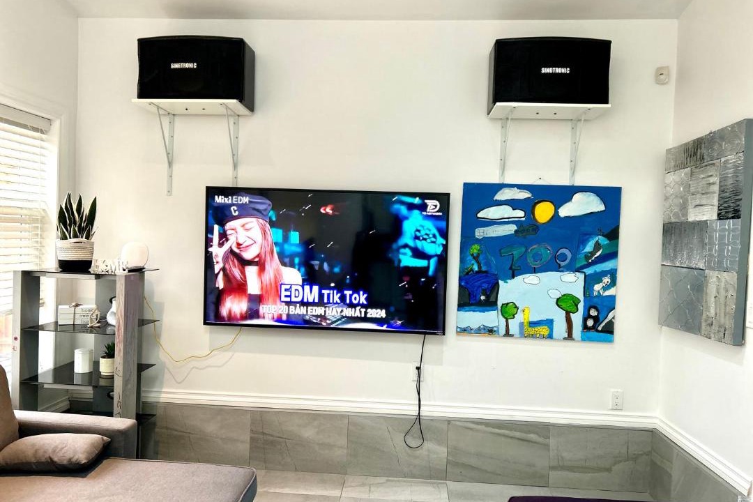 Photo of Livingroom in Fraserview