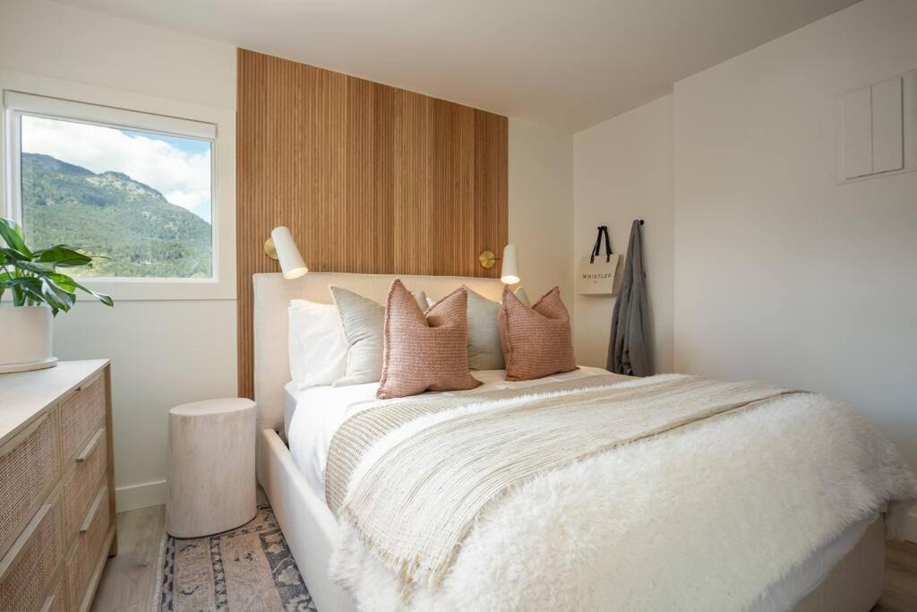 Photo of Bedroom in Whistler Creekside