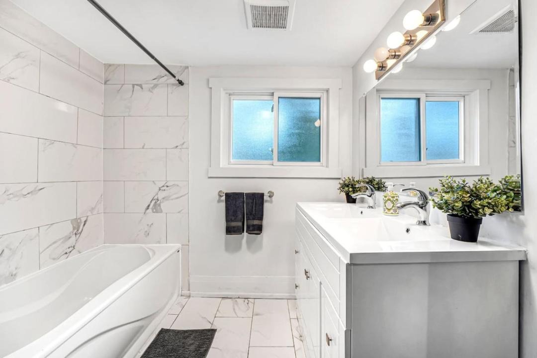 Photo of Bathroom in Landsdale