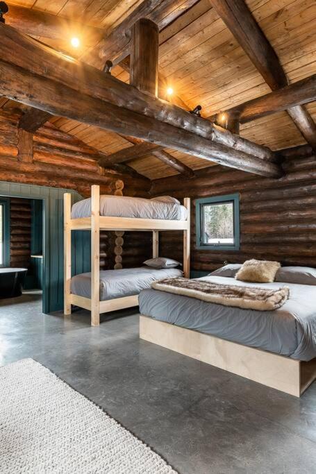 Photo of Bedroom in Saint-Simeon