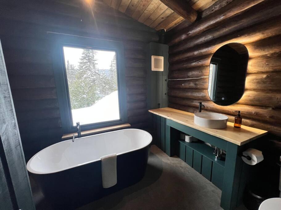 Photo of Bathroom in Saint-Simeon