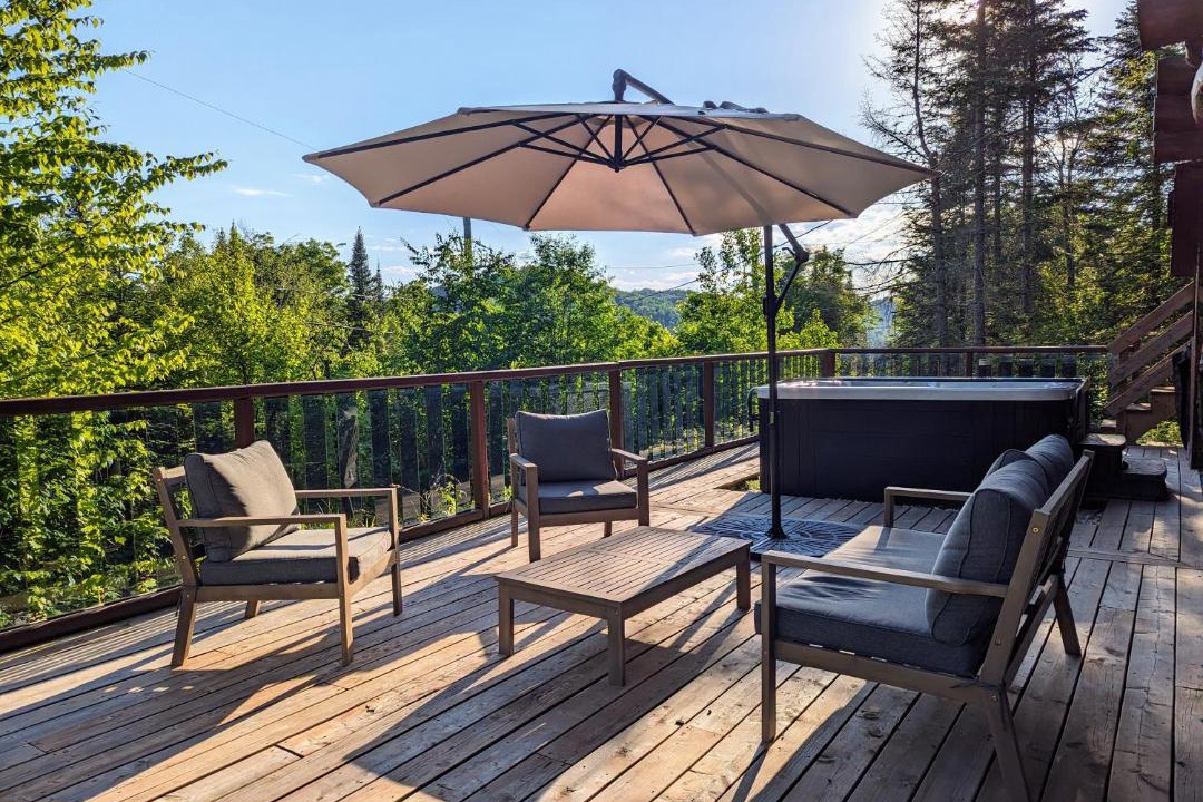 Photo of Patio Balcony in Saint-Faustin-Lac-Carre