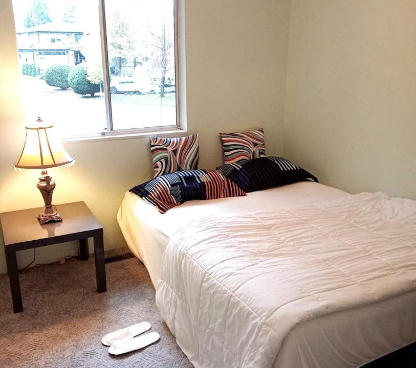 Photo of Bedroom in Metro Vancouver Regional District