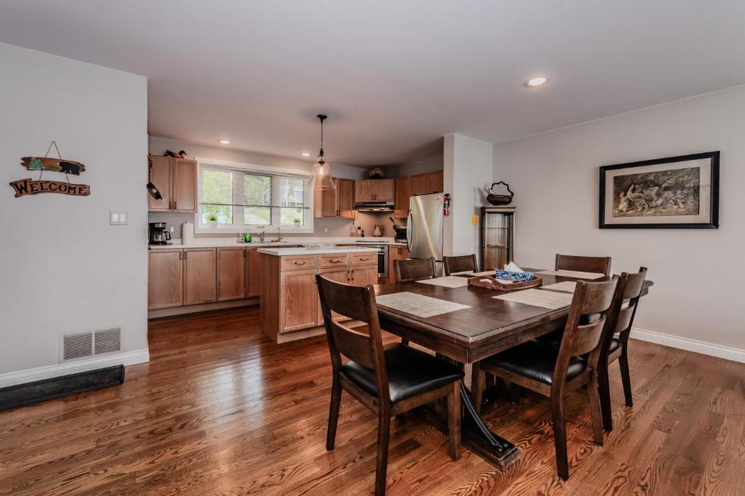 Photo of Kitchen in Lion's Head