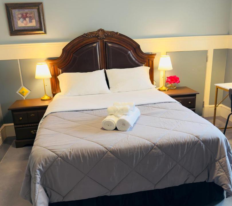 Photo of Bedroom in Queensborough