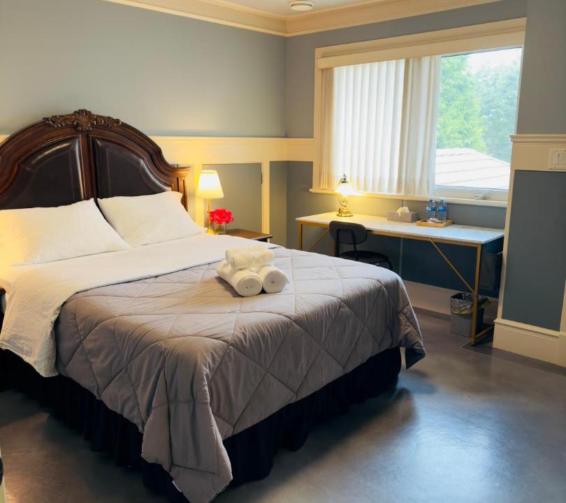 Photo of Bedroom in Queensborough