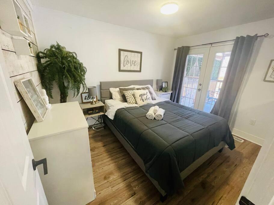 Photo of Bedroom in Niagara Falls