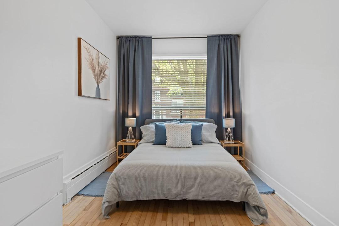 Photo of Bedroom in Nouveau-Rosemont