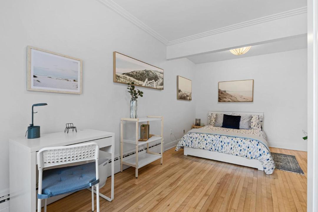 Photo of Bedroom in Nouveau-Rosemont