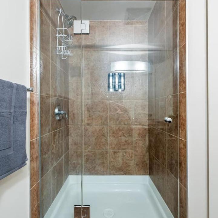 Photo of Bathroom in Haysboro
