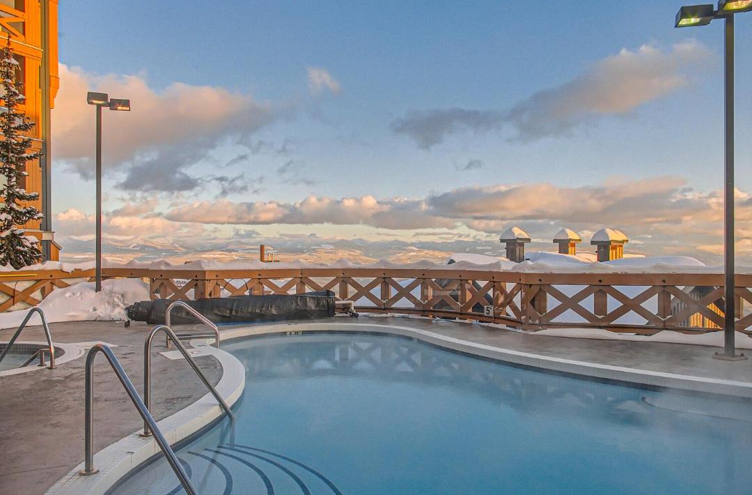 Photo of Patio Balcony in Big White Ski Resort