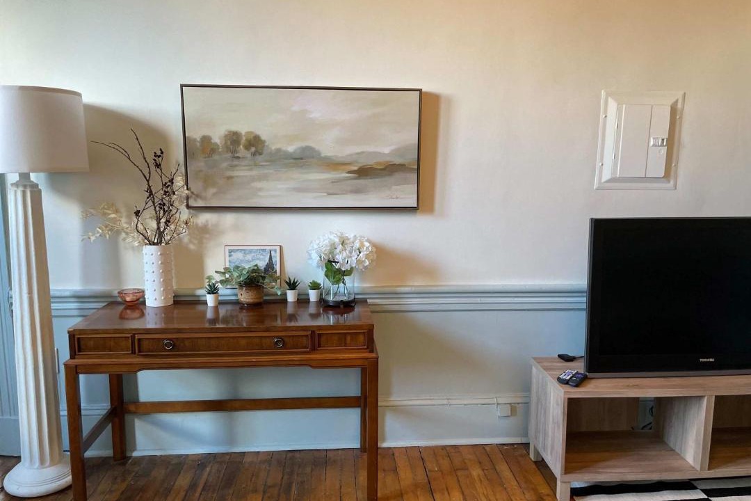 Photo of Livingroom in South End