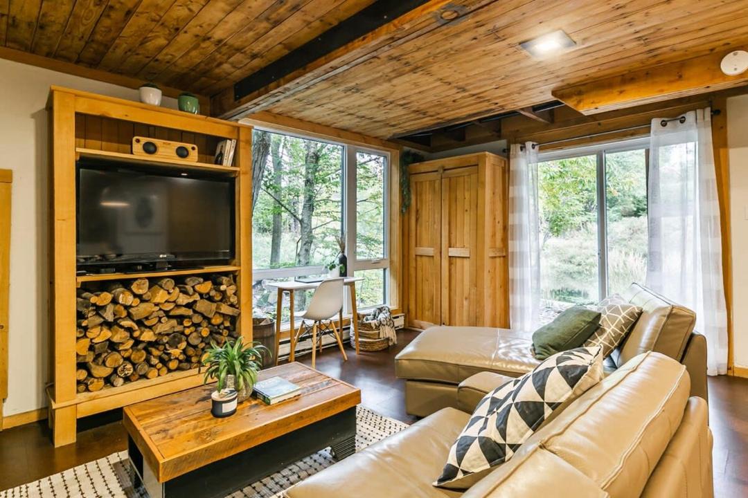 Photo of Livingroom in Lac-Brome