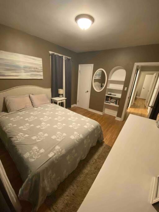 Photo of Bedroom in South Central