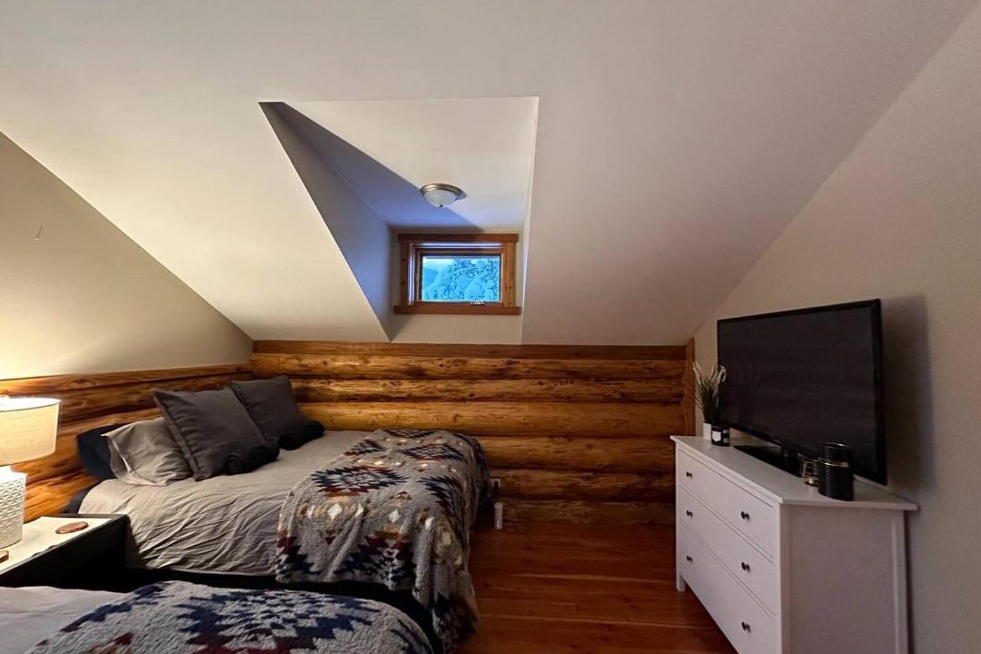 Photo of Bedroom in East Kootenay