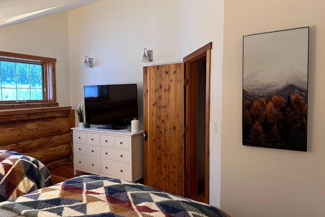 Photo of Bedroom in East Kootenay