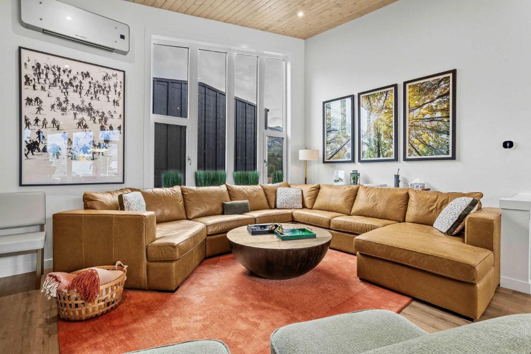 Photo of Livingroom in Teepee Town