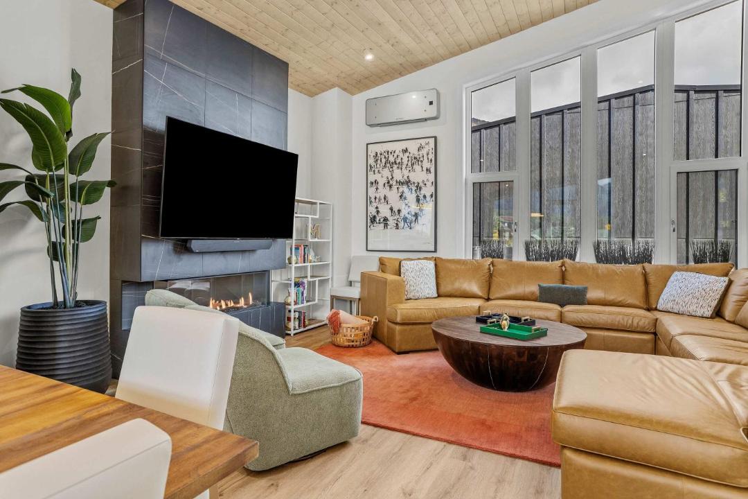 Photo of Livingroom in Teepee Town