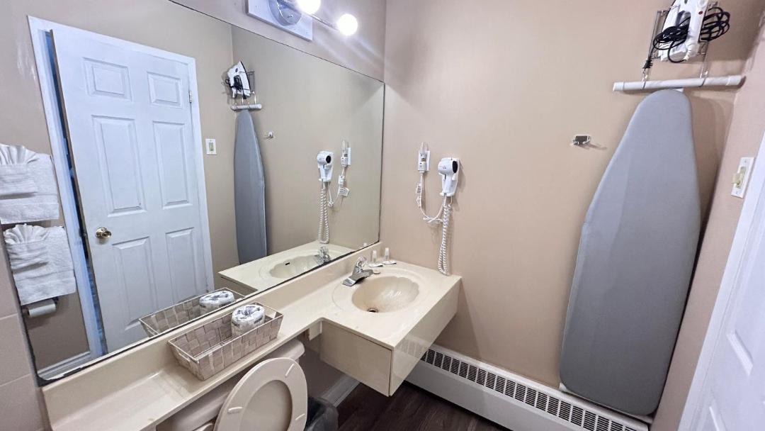 Photo of Bathroom in Rideau Lakes